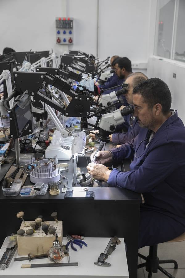 La maquinaria en auge del Parque Joyero de Córdoba, en imágenes