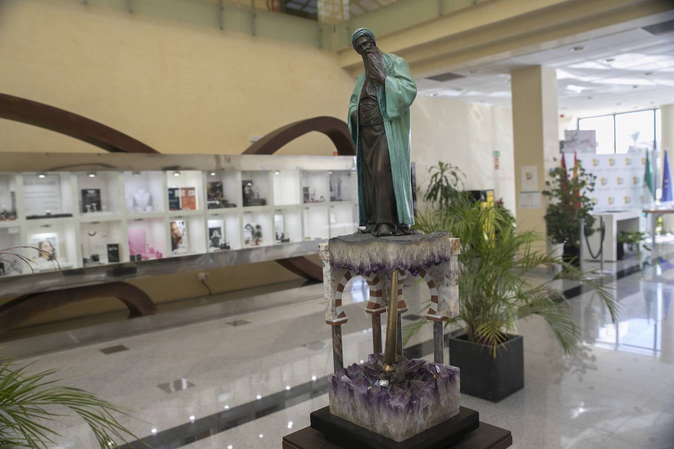 La maquinaria en auge del Parque Joyero de Córdoba, en imágenes