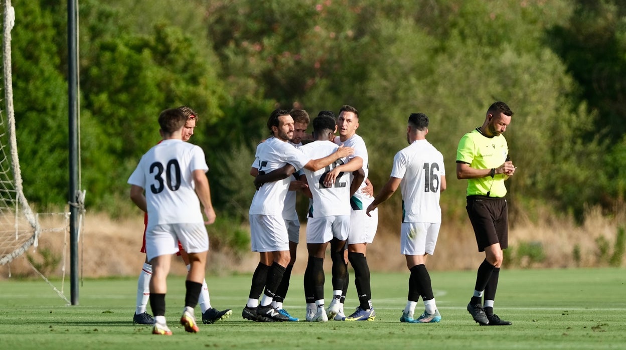 El Córdoba supera con nota sus dos partidos ante rivales de superior categoría