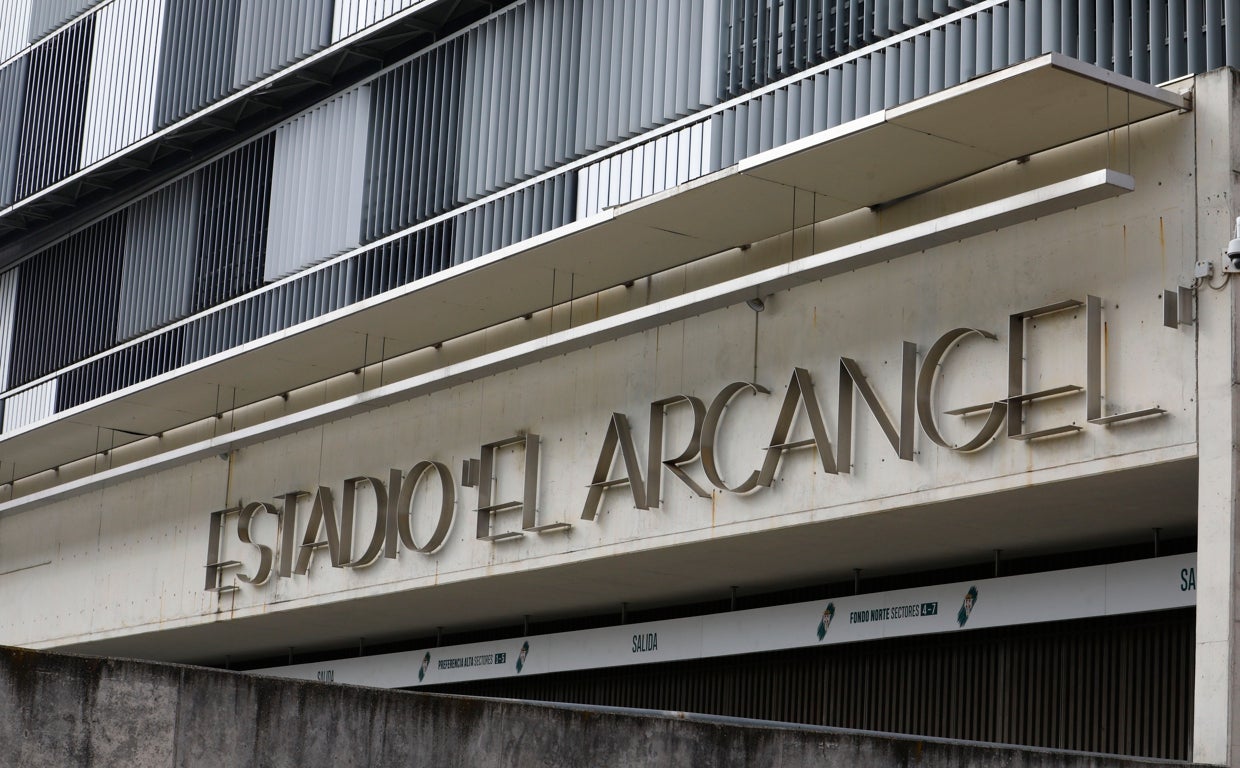 El concesionario del estadio del Córdoba tendrá que permitir gratis la construcción del hotel