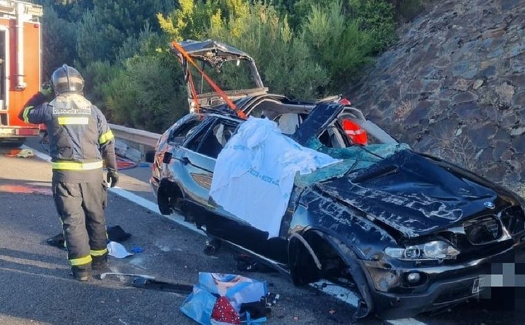 Dos muertos en la salida de la vía de un turismo en Requejo (Zamora)