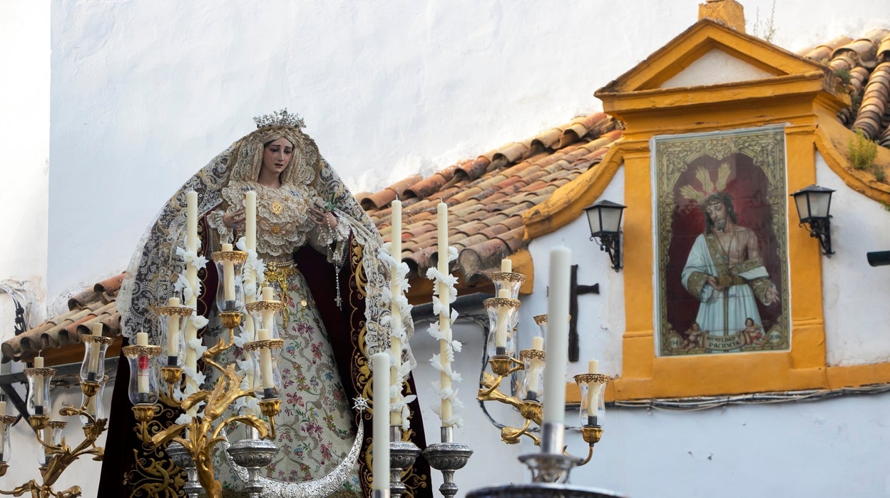 La coronación de la Virgen de la Paz de Córdoba ya tiene himno