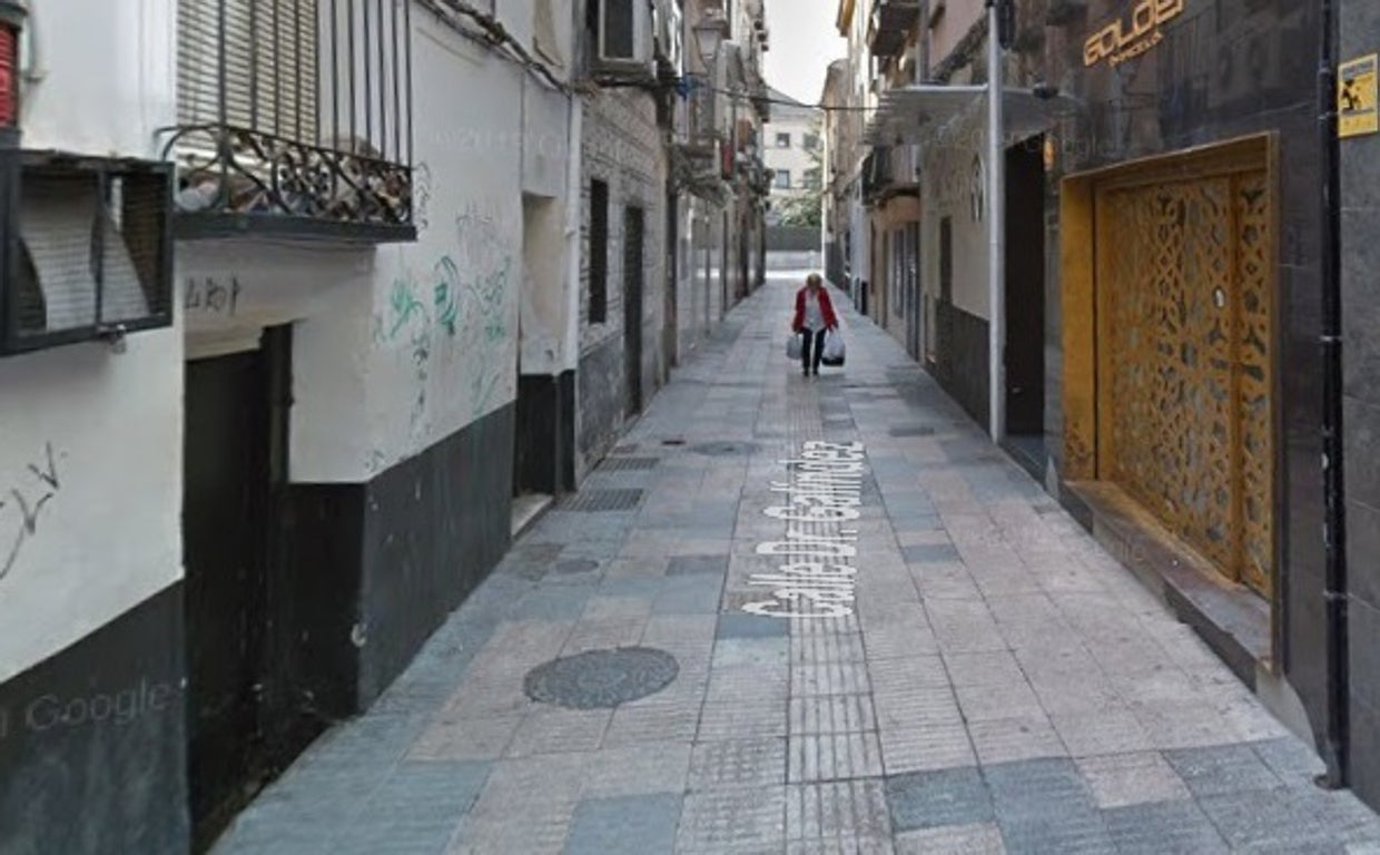 Un joven de 24 años, herido «leve» en un brazo con un arma blanca durante una reyerta en un local de ocio nocturno