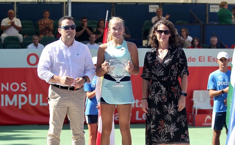 Hugo Grenier y Mirra Andreeva, campeones del Open Castilla y León Villa de El Espinar