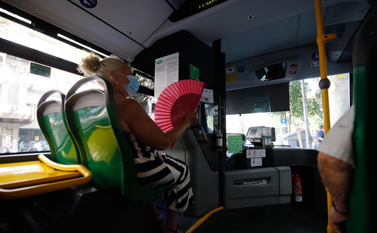 El dilema del aire acondicionado en los buses de Córdoba