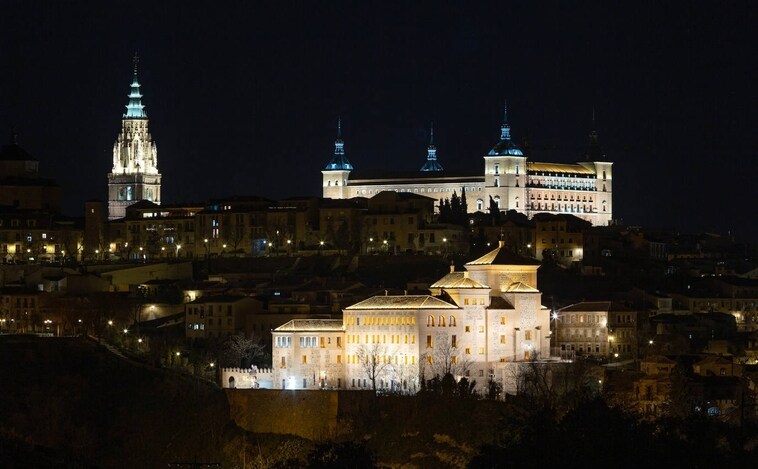 Milagros Tolón garantiza que la ciudad de Toledo mantendrá la iluminación artística