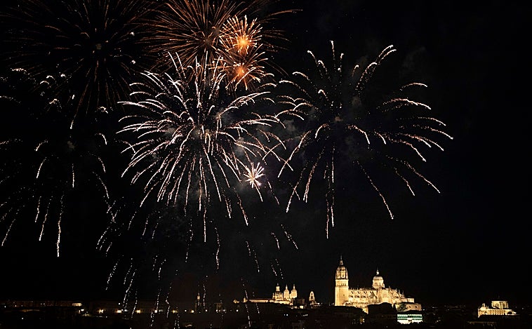 El Ayuntamiento de Salamanca distribuirá 10.000 tapavasos de silicona durante las Ferias y Fiestas para prevenir situaciones de sumisión química