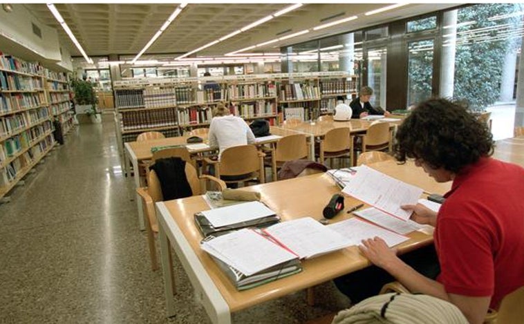 Los premios María Moliner reconocen a 73 bibliotecas de la región