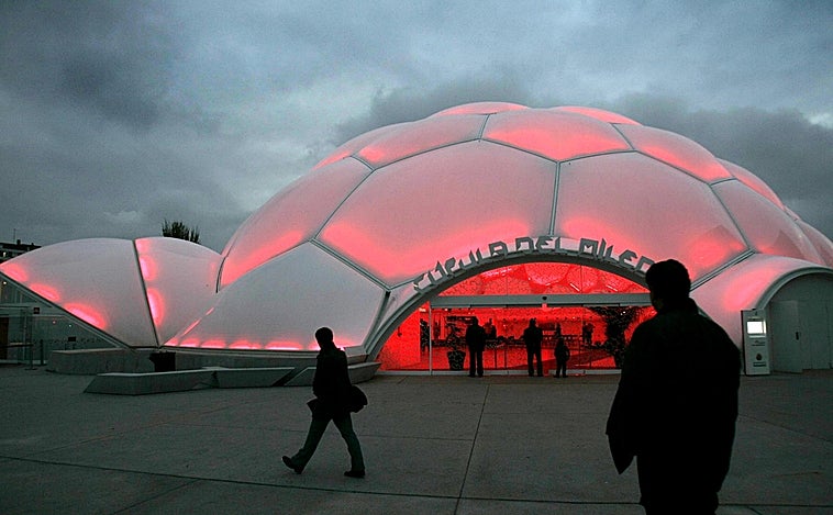 Valladolid apagará su Ayuntamiento y reducirá el horario del alumbrado ornamental