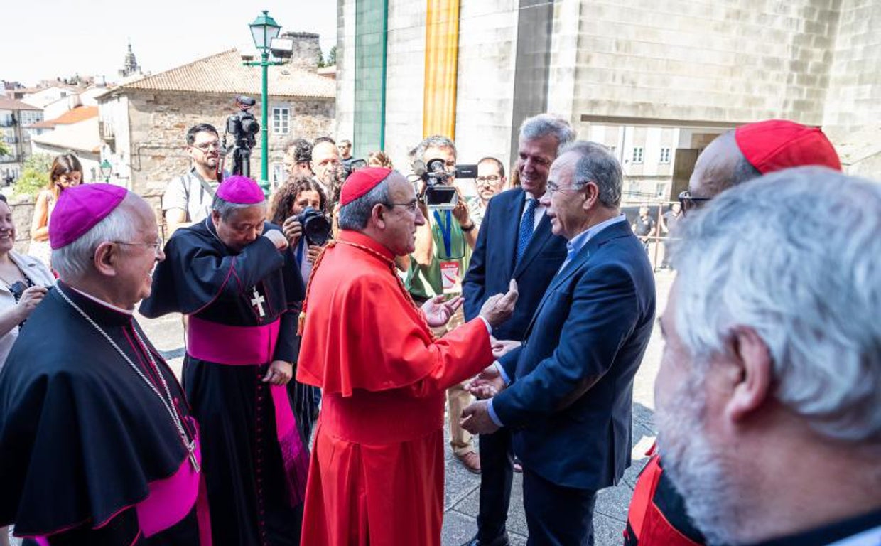 Rueda y Bugallo han recibido este sábado en Bonaval al cardenal emisario del Papa