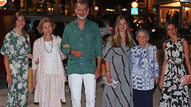 The Royal Family with Donna Sophia and Irene of Greece
