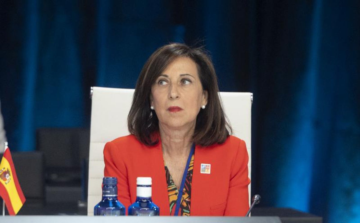 La ministra de Defensa, Margarita Robles, participa en una mesa redonda de las ministras de Asuntos Exteriores y de Defensa de los países aliados de la OTAN, en la Cumbre de la OTAN, en Madrid