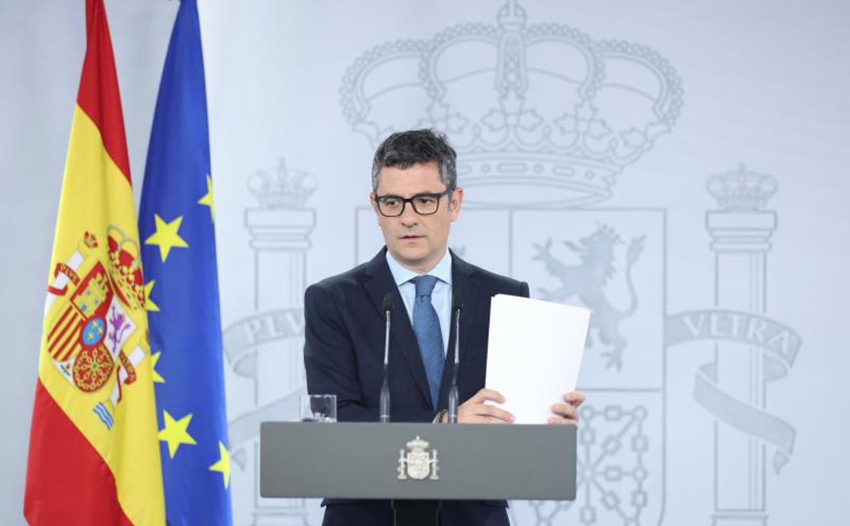 El ministro de Presidencia, Félix Bolaños, durante una comparecencia