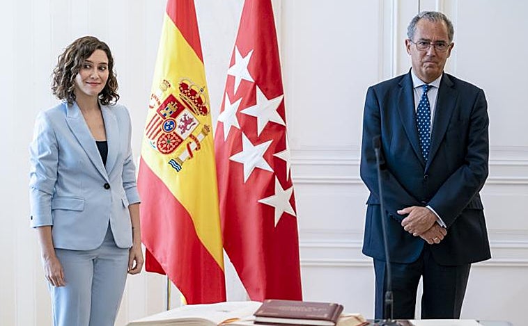 La Comunidad insiste en la «inconstitucionalidad» del decreto energético y en que el acuerdo con la UE «no es obligatorio»