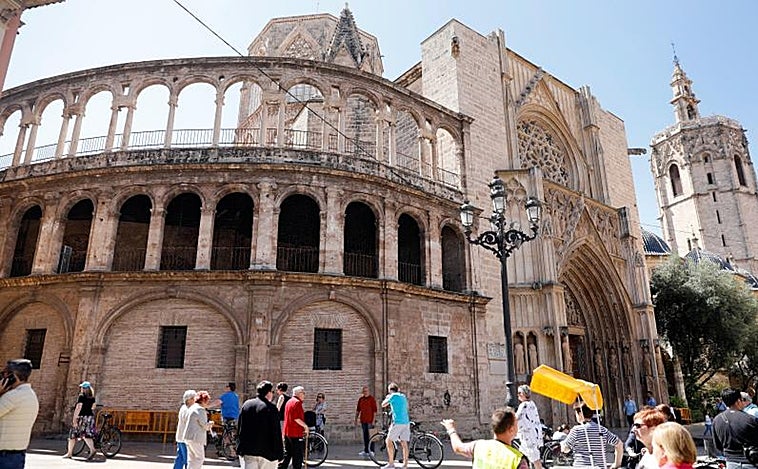 El Arzobispado de Valencia instalará paneles solares en iglesias y conventos para ahorrar energía
