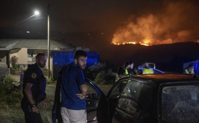 El alivio de la lluvia ayuda a amainar los incendios en Galicia