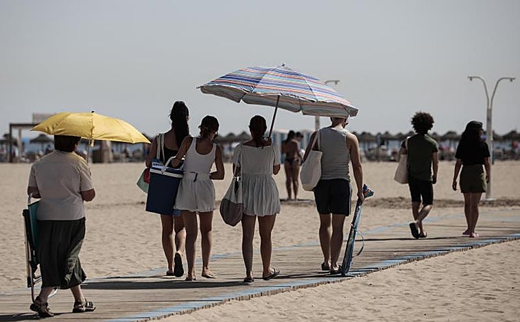 El tiempo en Valencia: calor infernal con los termómetros a 42 grados en el puente de agosto