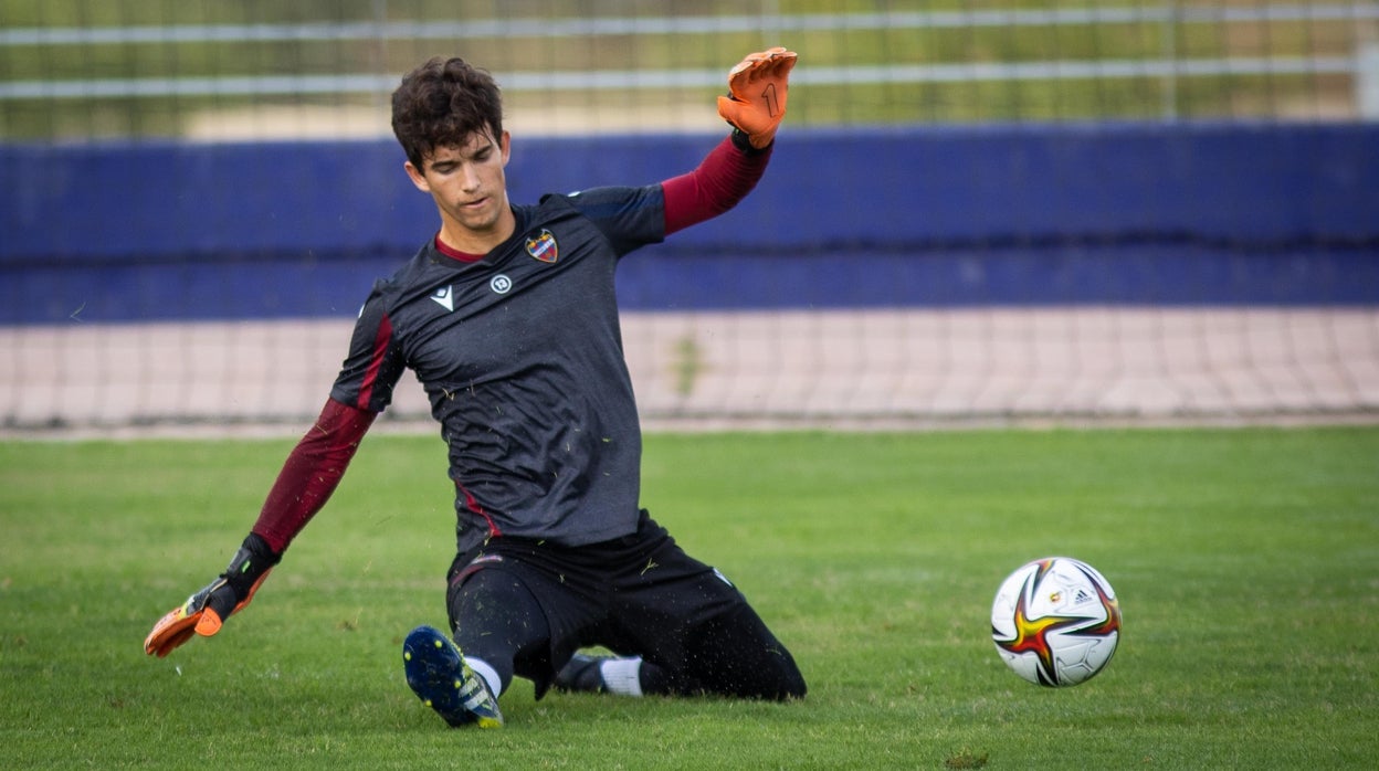 El Córdoba ata al portero Pablo Picón para suplir la baja de Jaylan Hankins