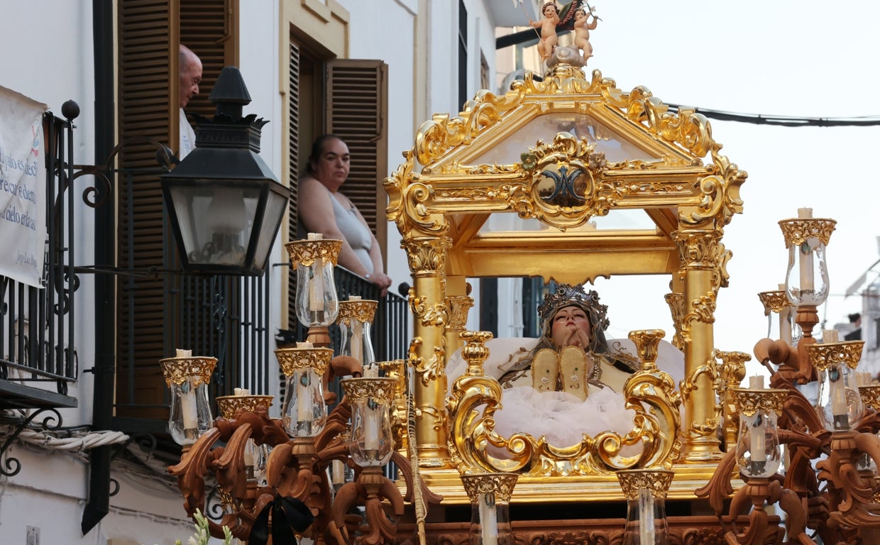 Nuestra Señora del Tránsito, durante su procesión de este lunes
