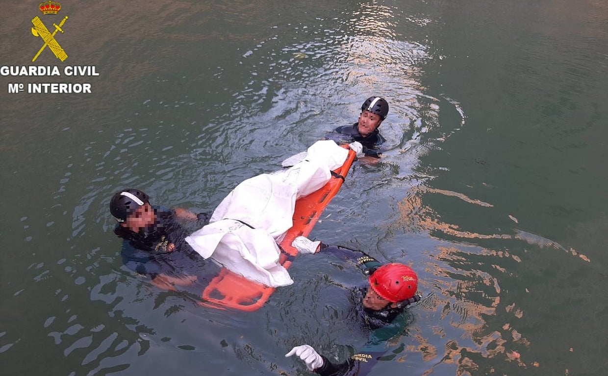 Muere un hombre de 35 años tras caer al Charco Azul de Chulilla desde una altura de 80 metros