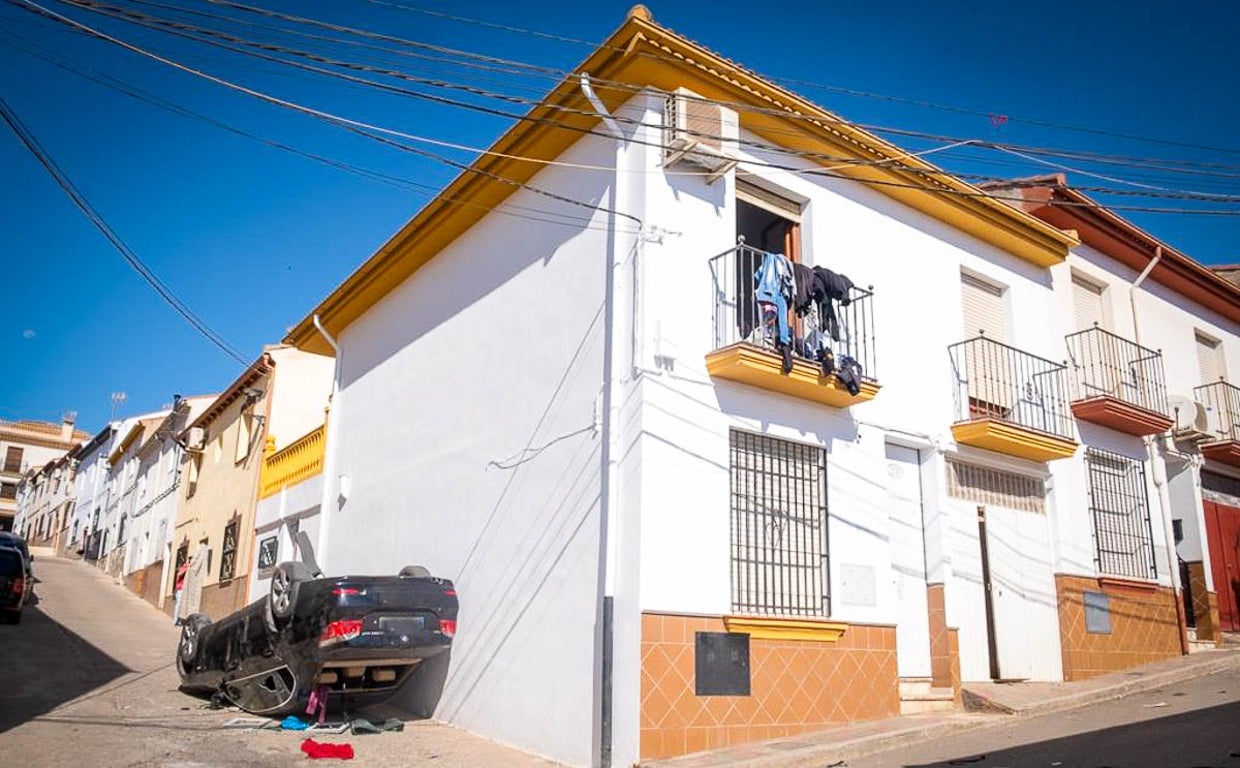 Imagen de una de las casas asaltadas el pasado lunes en íllora