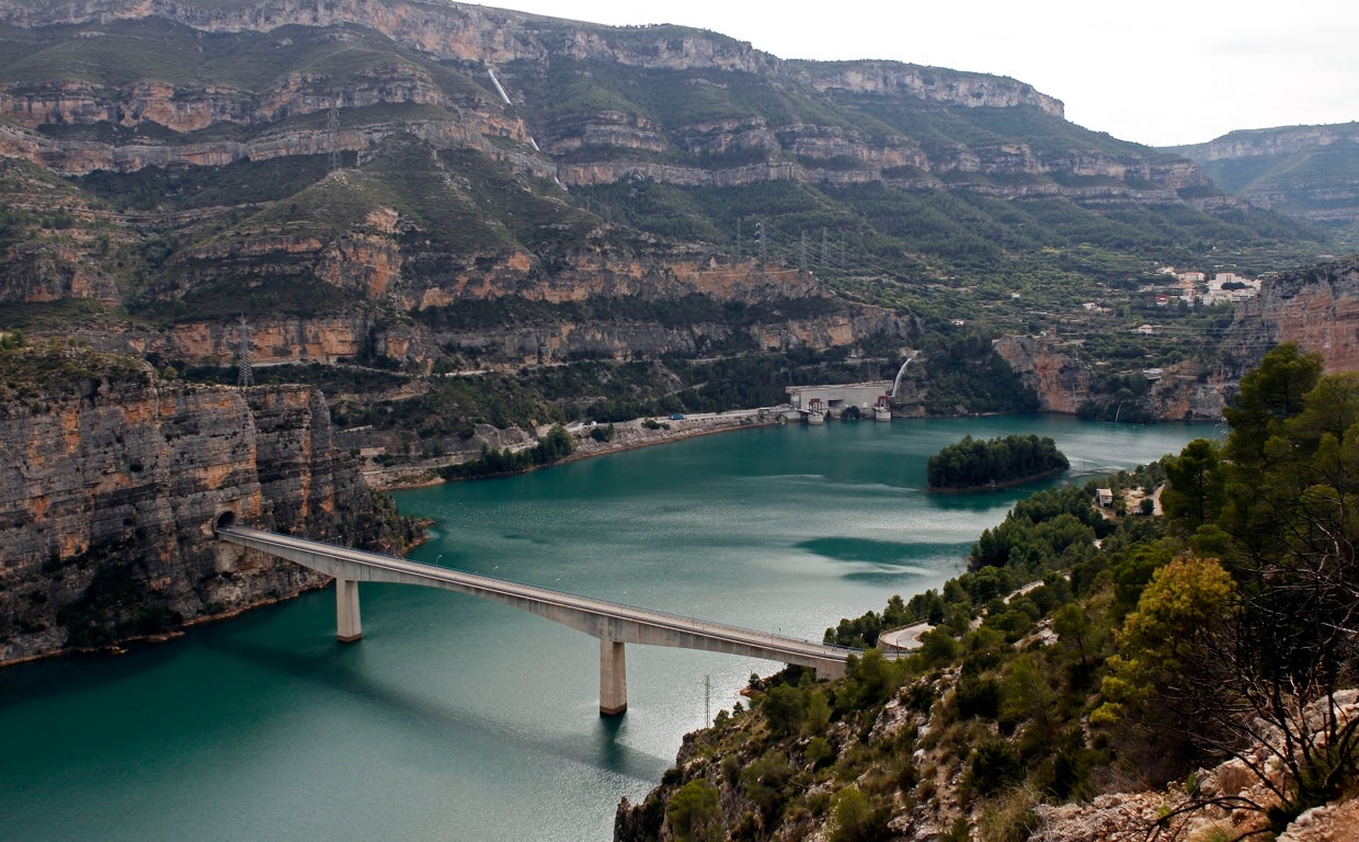 Imagen de archivo del embalse de Cortes de Pallás (Valencia)