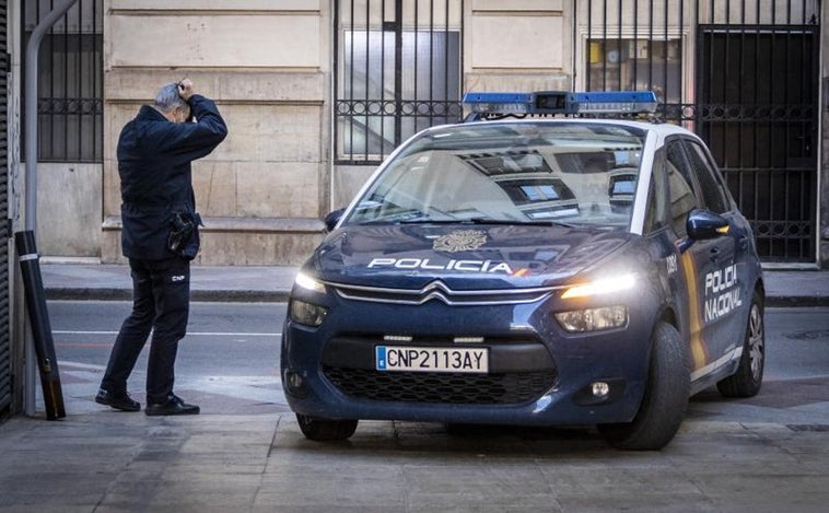 Una pelea a navajazos entre ecuatorianos y marroquíes en Alicante se salda con tres detenidos