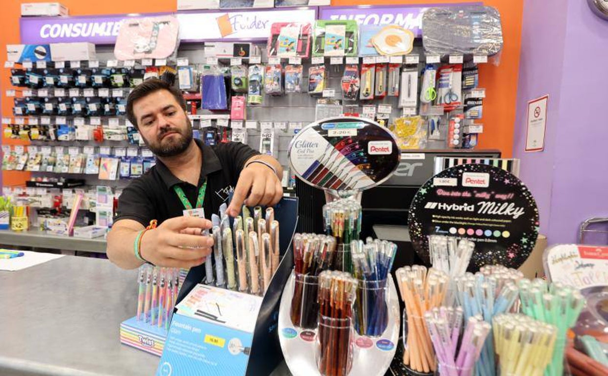 La preparación de la vuelta al cole en Córdoba, en imágenes