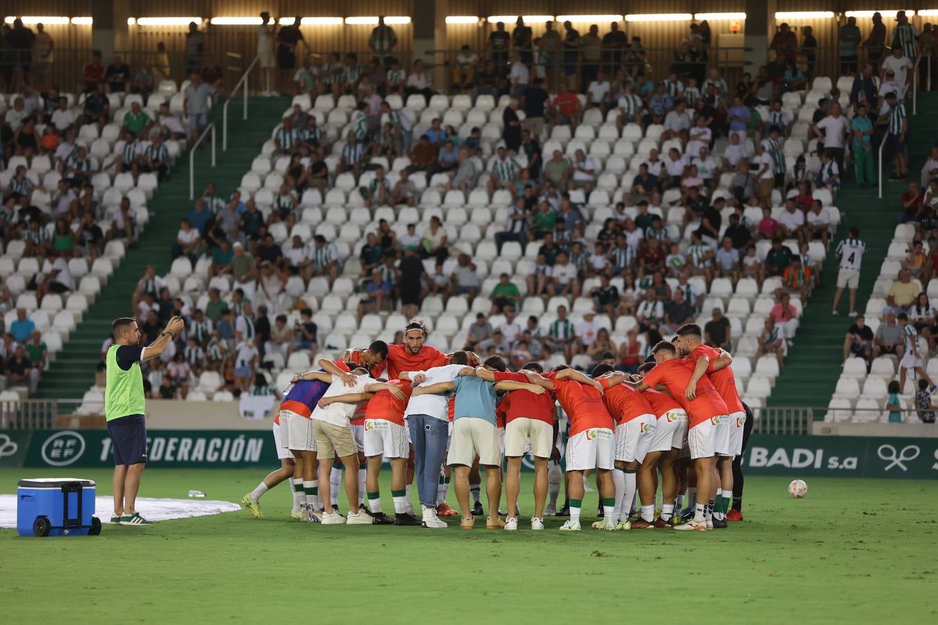 El ambiente en las gradas en el Córdoba CF - Unionistas, en imágenes