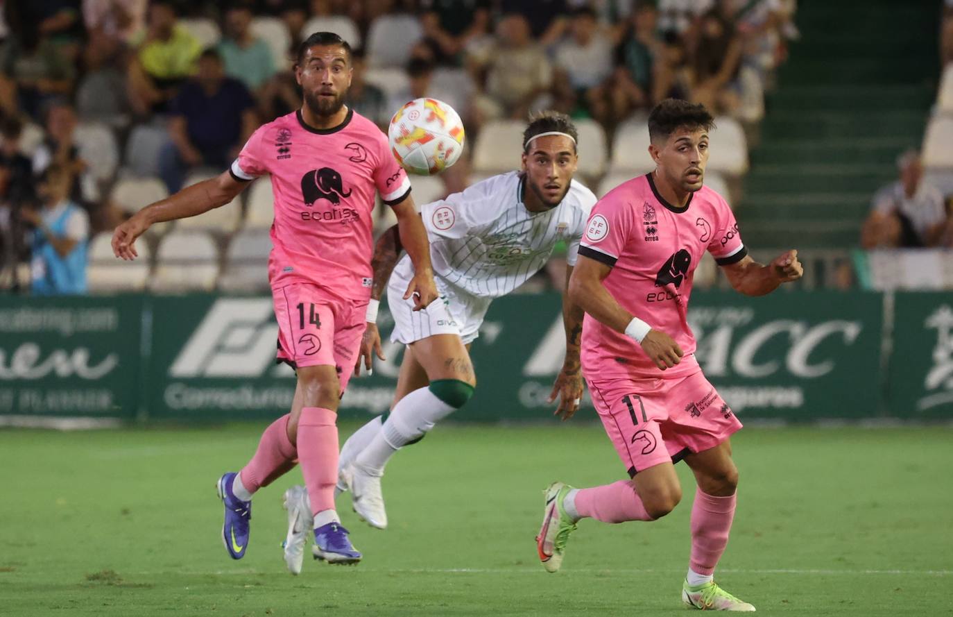 La alegría de la goleada del Córdoba CF a Unionistas, en imágenes