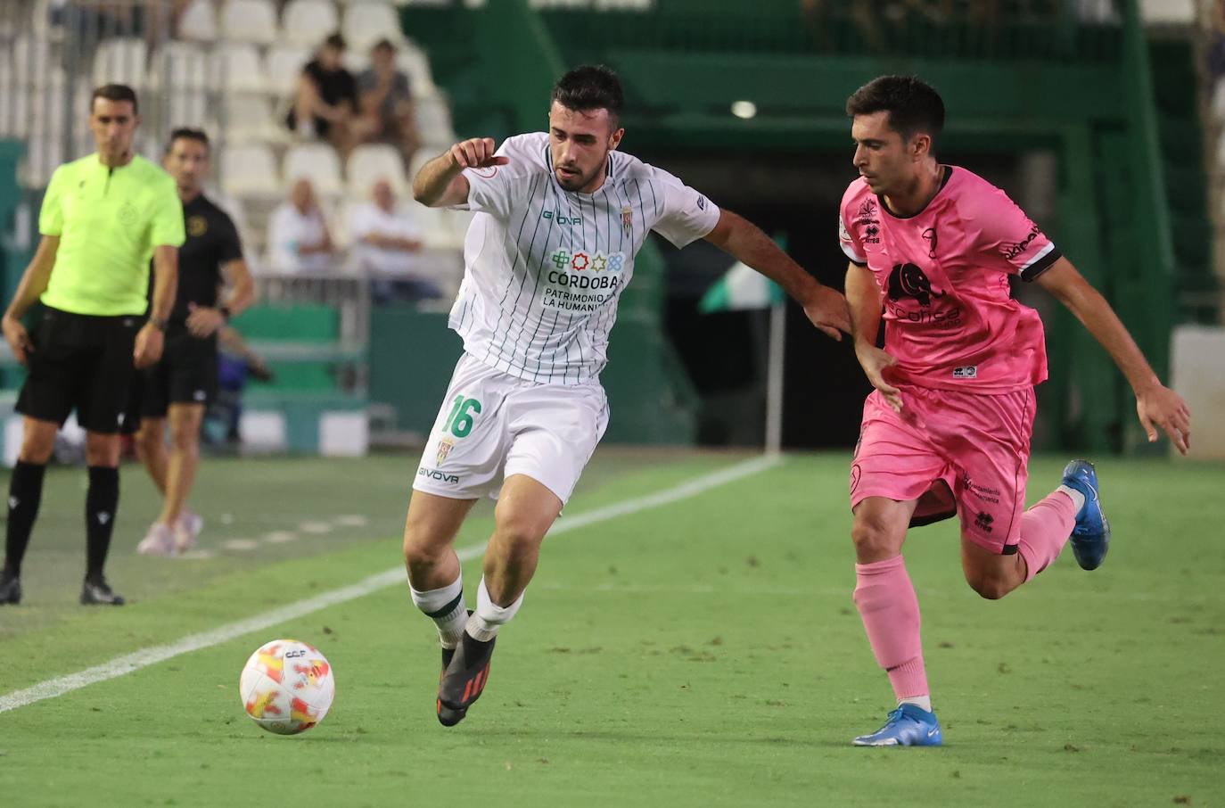 La alegría de la goleada del Córdoba CF a Unionistas, en imágenes