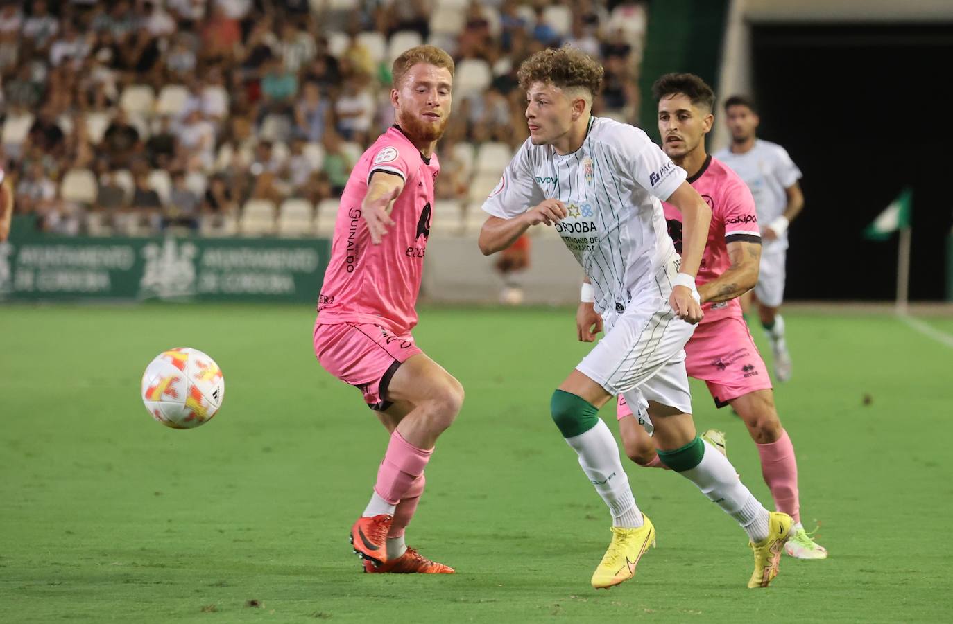 La alegría de la goleada del Córdoba CF a Unionistas, en imágenes