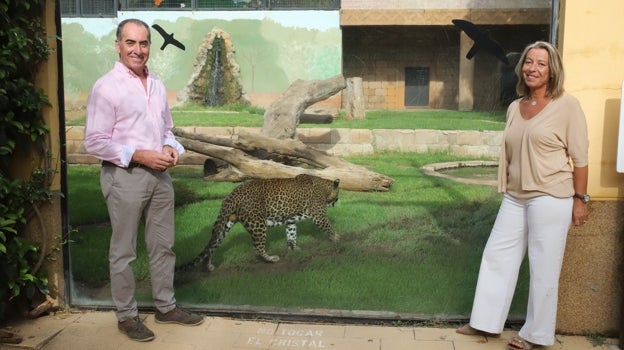 Los ediles de Medio Ambiente y Turismo, ayer en la reapertura del Zoo