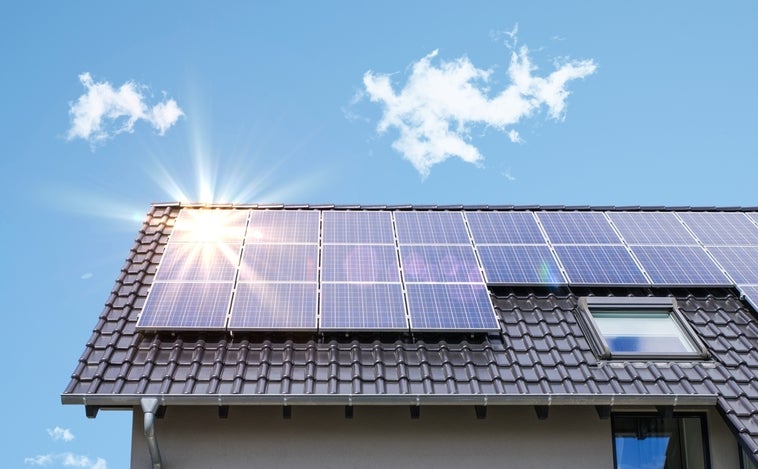 Ayudas para la instalación de placas solares en residencias de Madrid: cómo, dónde y por cuánto