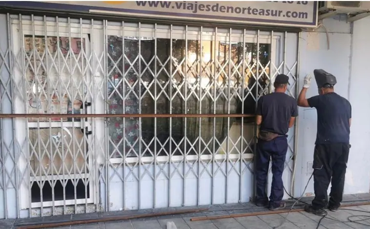 Tensión en Azuqueca de Henares tras el desalojo de un local 'okupa'