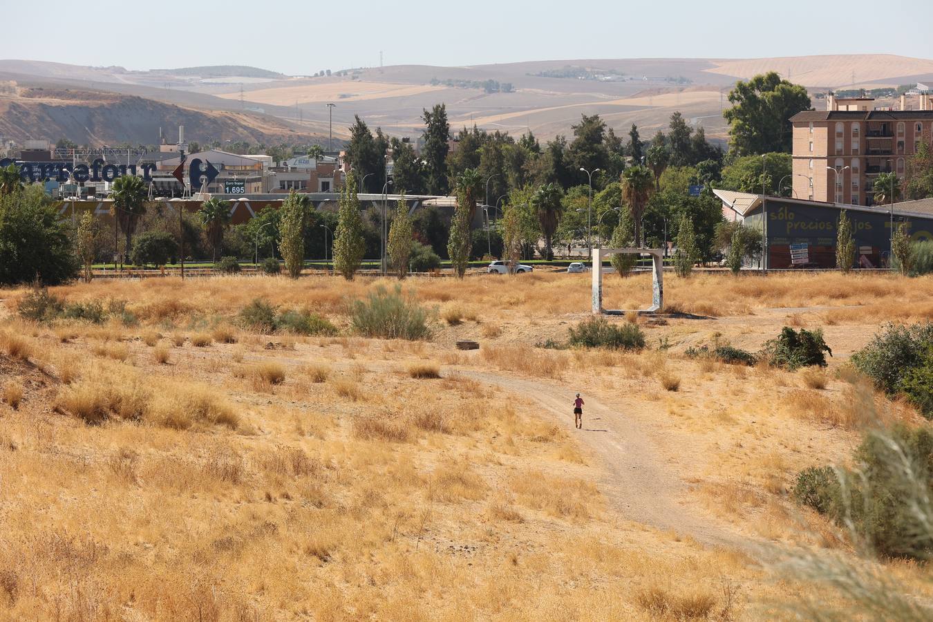 La evolución del nuevo parque de Levante de Córdoba, en imágenes