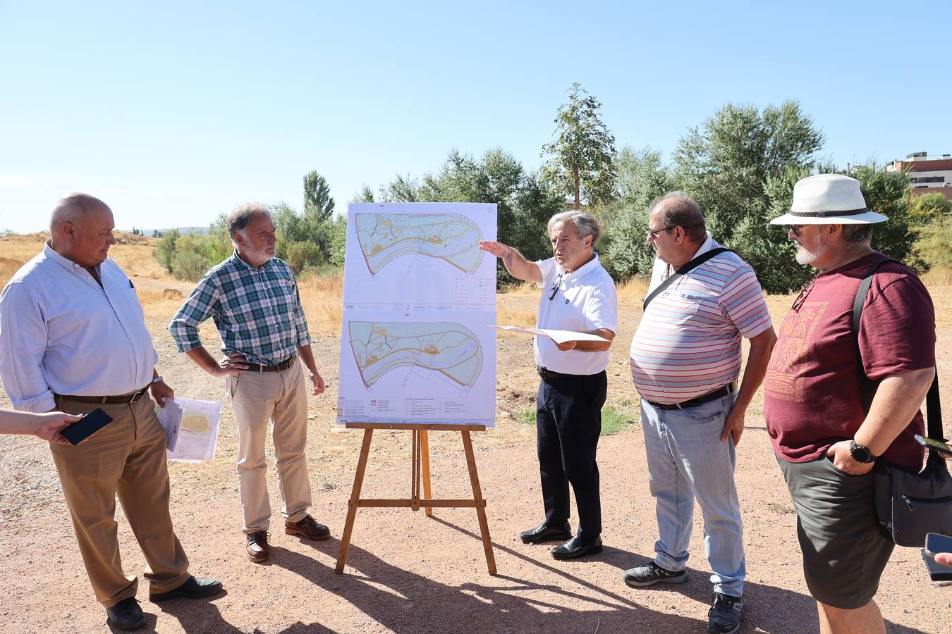 La evolución del nuevo parque de Levante de Córdoba, en imágenes