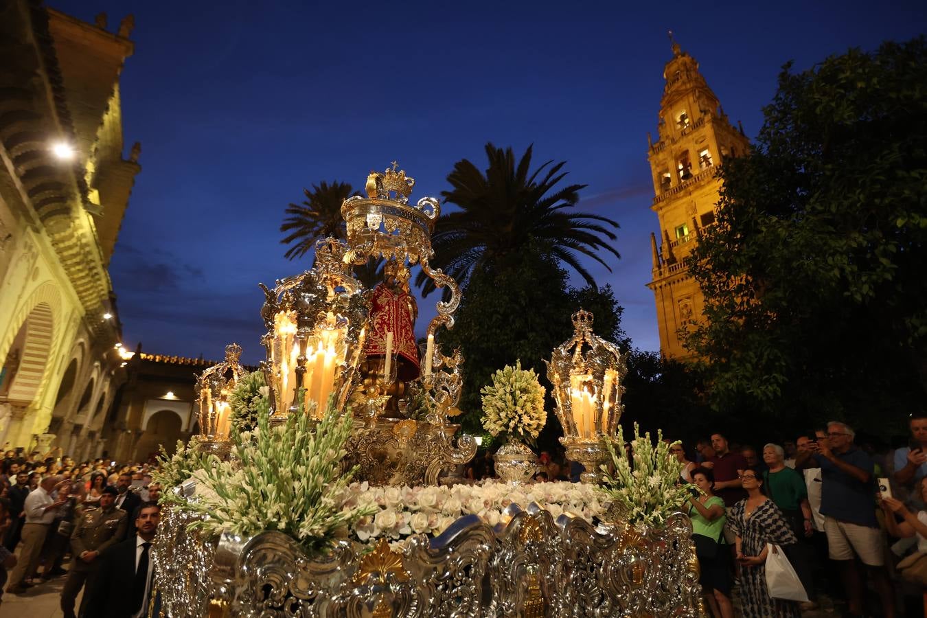 La procesión de la Fuensanta en Córdoba, en imágenes