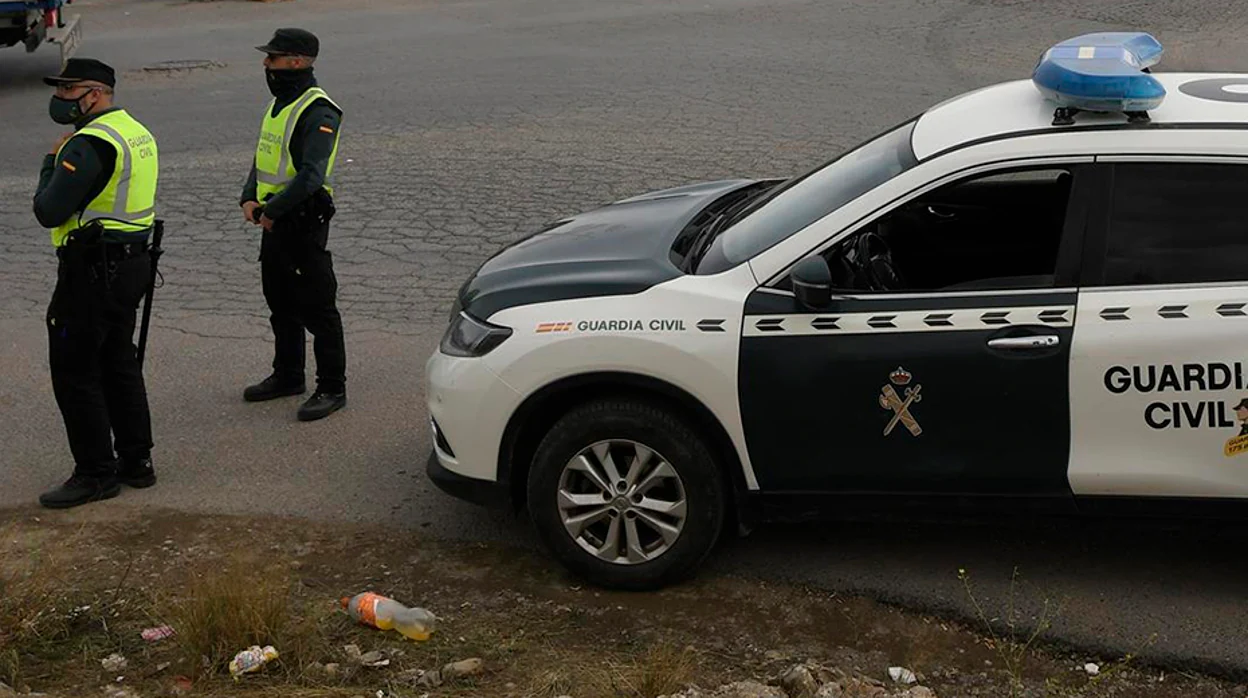 Accidente en Córdoba | Muere una anciana de 88 años tras salir de la carretera el coche en que viajaba