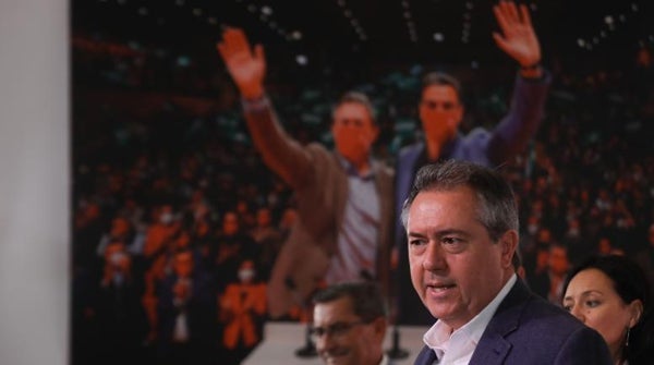 Juan Espadas pide abstraerse en las municipales del debate nacional