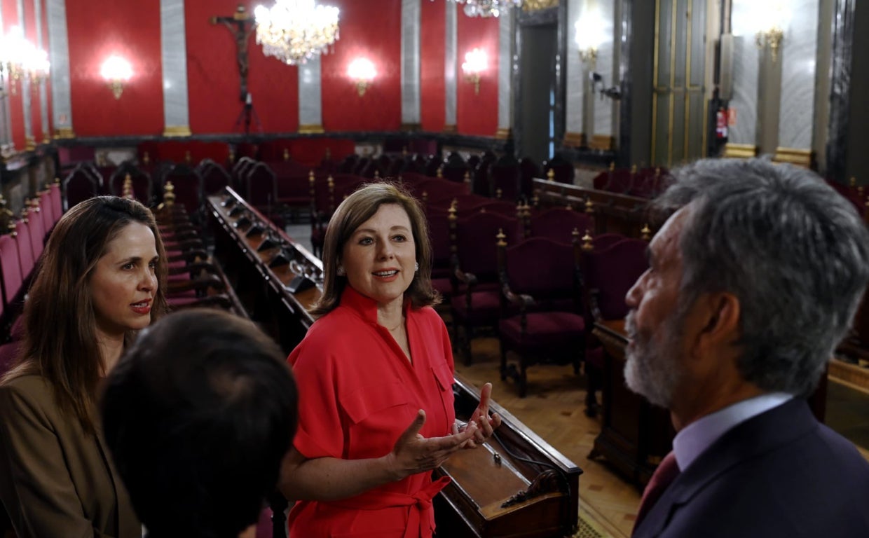Jourová y Lesmes, durante la reciente visita de esta a España