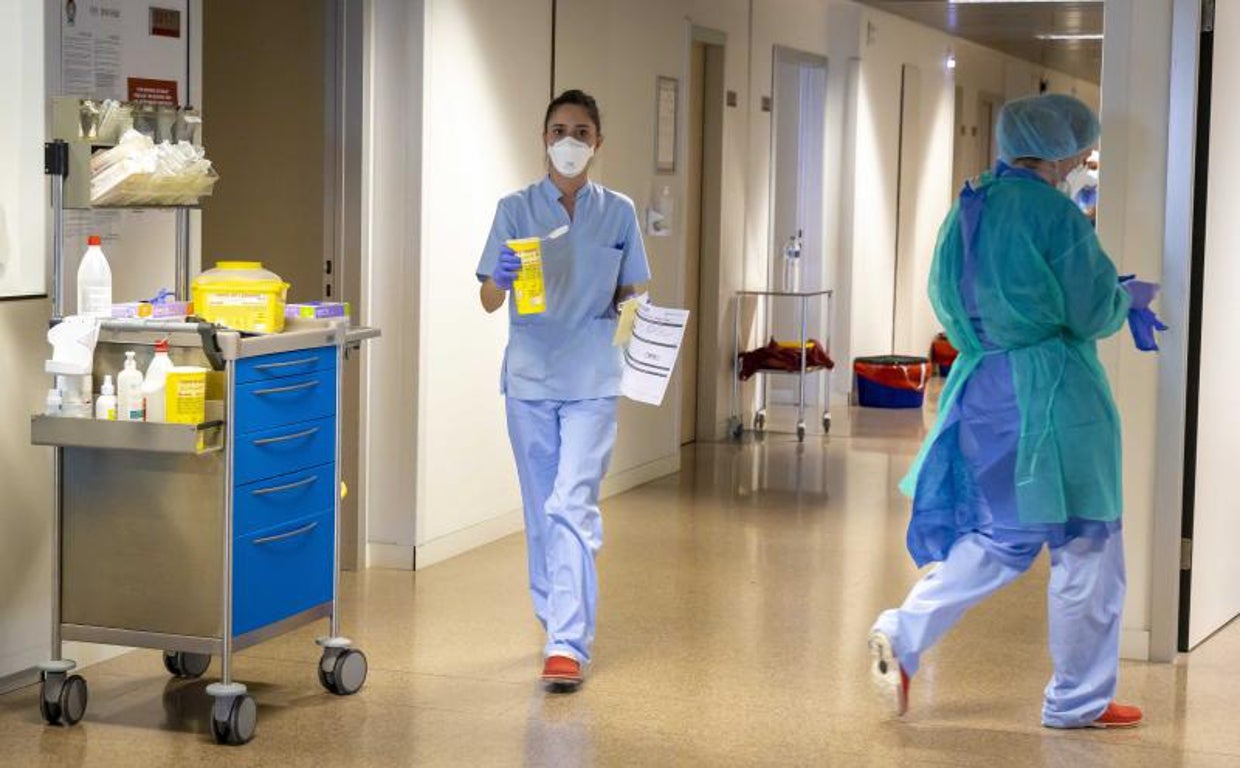 Personal sanitario en un hospital de gestión privada de la Comunidad Valenciana