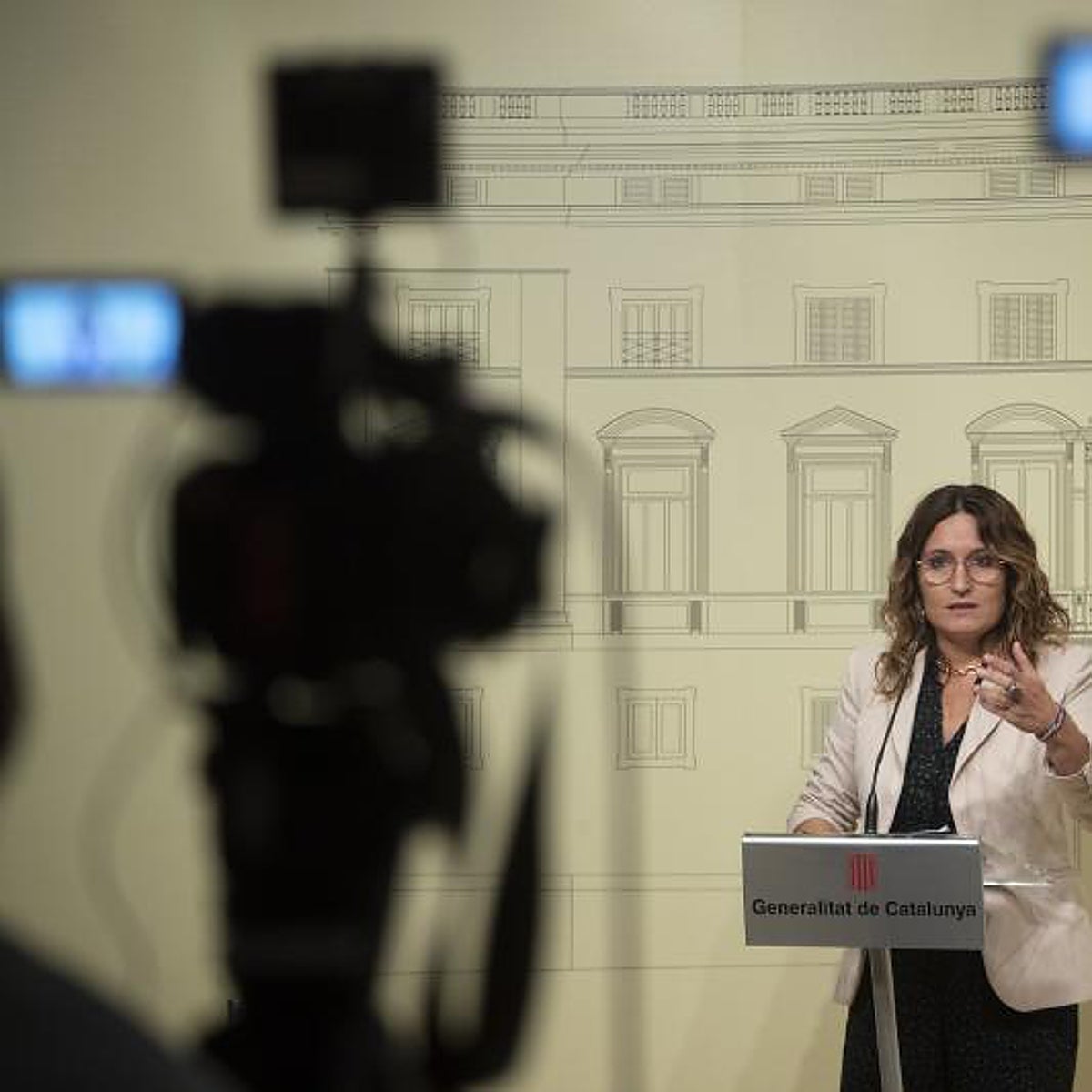 La consejera de Presidencia acusa a Junts de tener división interna