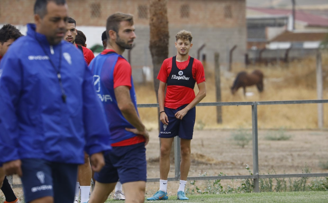 Simo, este jueves, en el entrenamiento del Córdoba CF