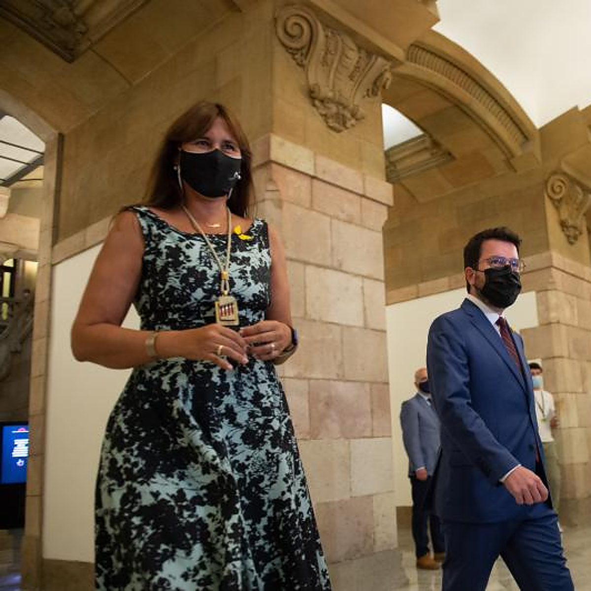 El dilema de Junts: elegir entre las esencias o mantener los cargos