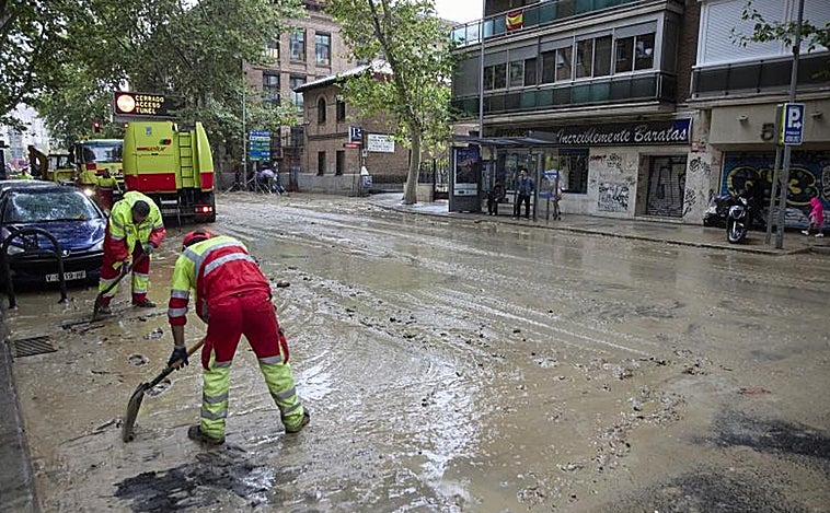 Estas son las calles de Madrid afectadas por las inundaciones de la M-30 y Marqués de Vadillo
