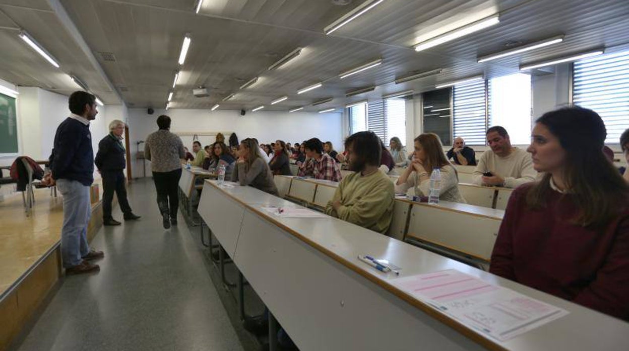 La Junta anuncia más de 6.000 plazas para la estabilización de maestros y profesores interinos en Andalucía