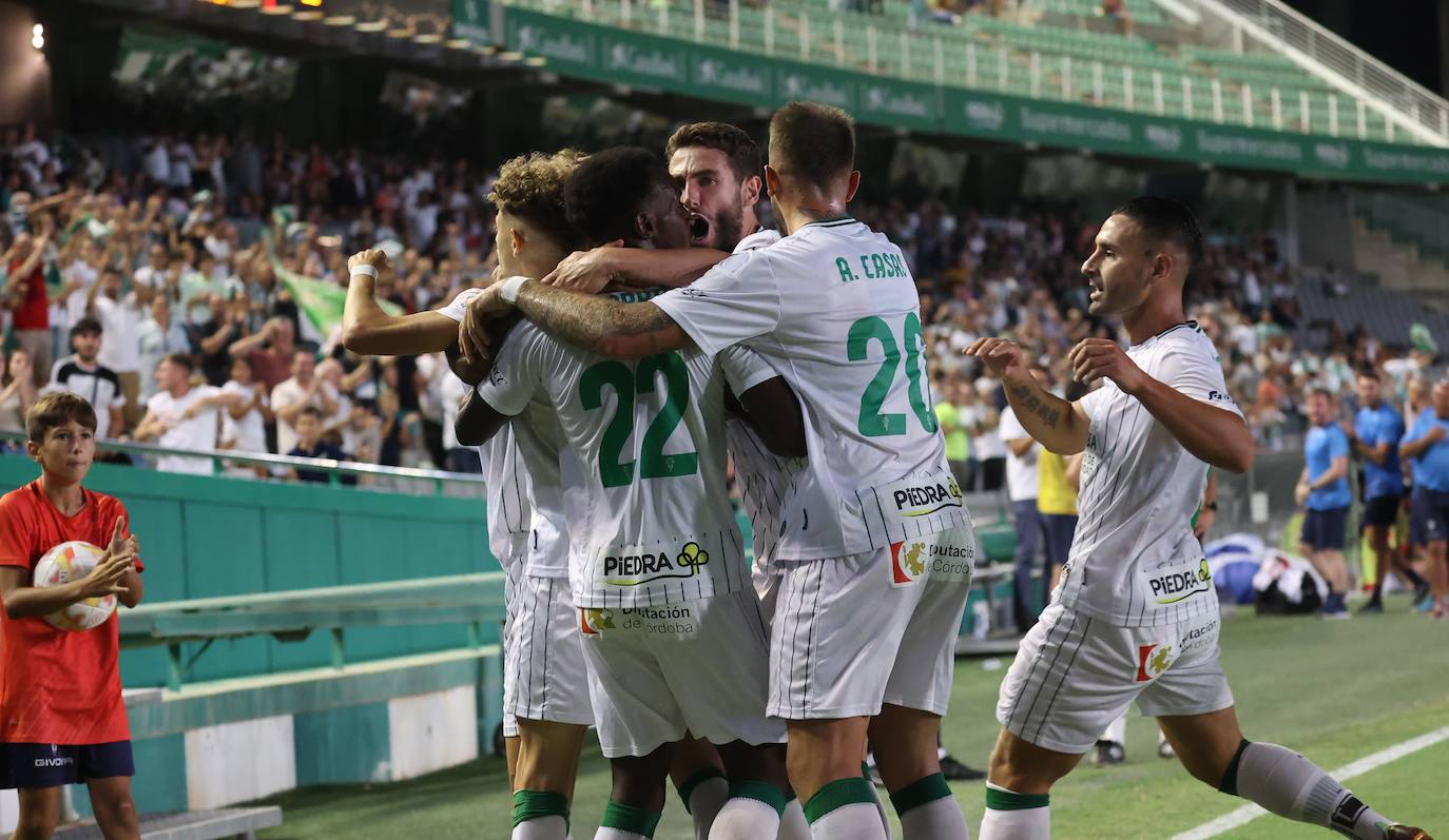 Las mejores imágenes del Córdoba CF - Rayo Majadahonda