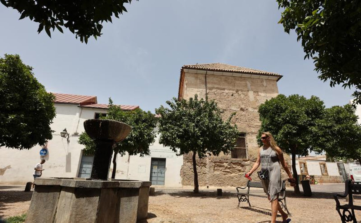 Convento de Regina, en la plaza del mismo nombre