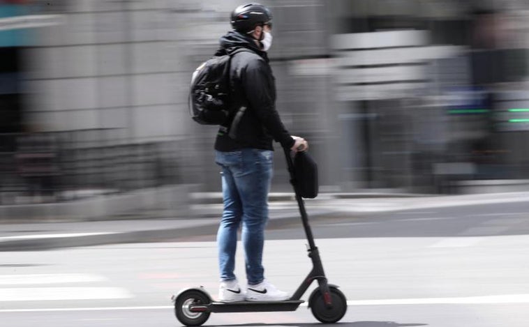 El 60% de usuarios de patinete eléctrico incumplen el código de circulación